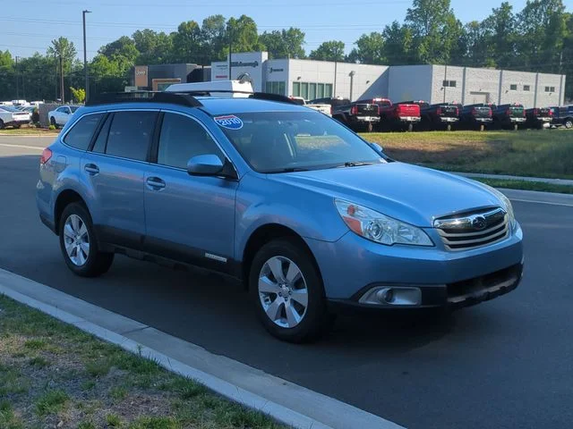 Used 2010 Blue Subaru 2.5i Premium image 15
