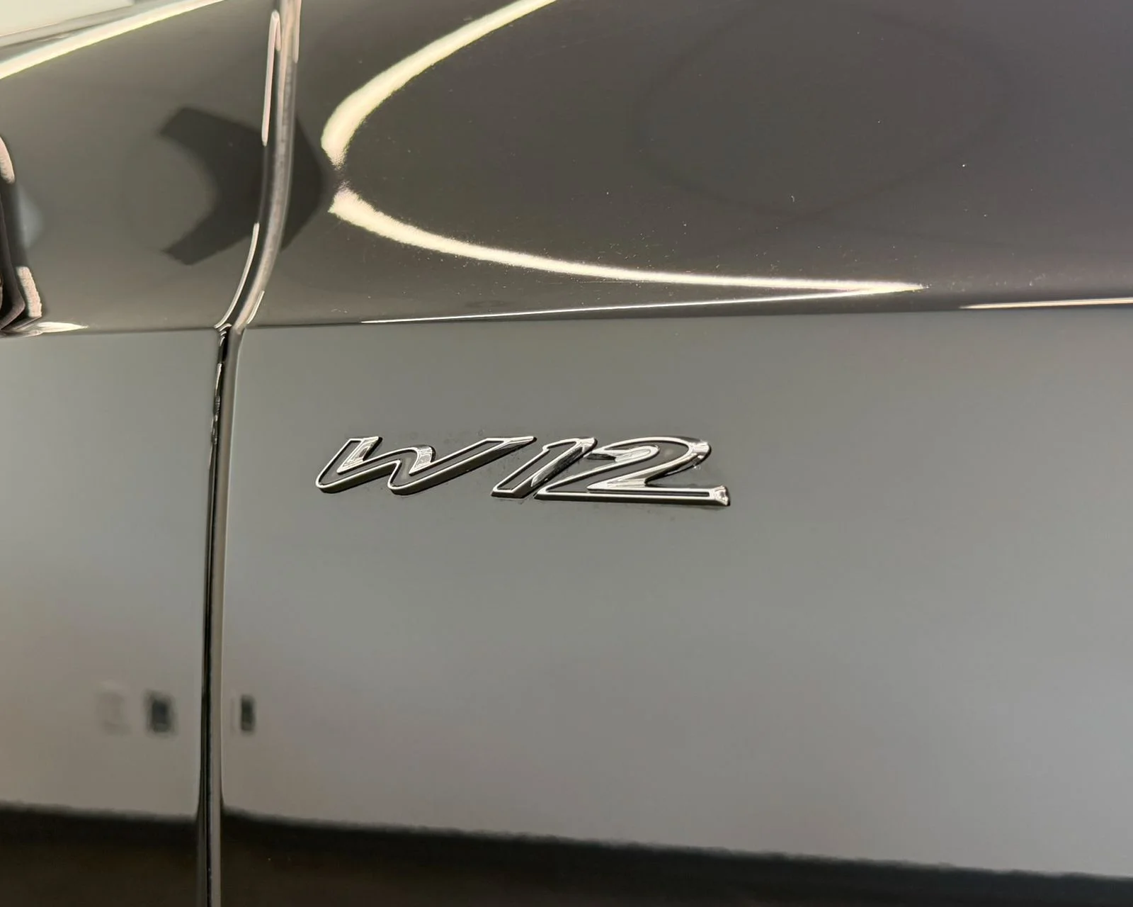 Used 2014 Black Bentley Base image 28