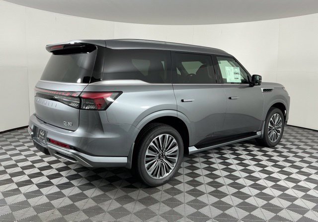 New 2027 Silver INFINITI LUXE image 6