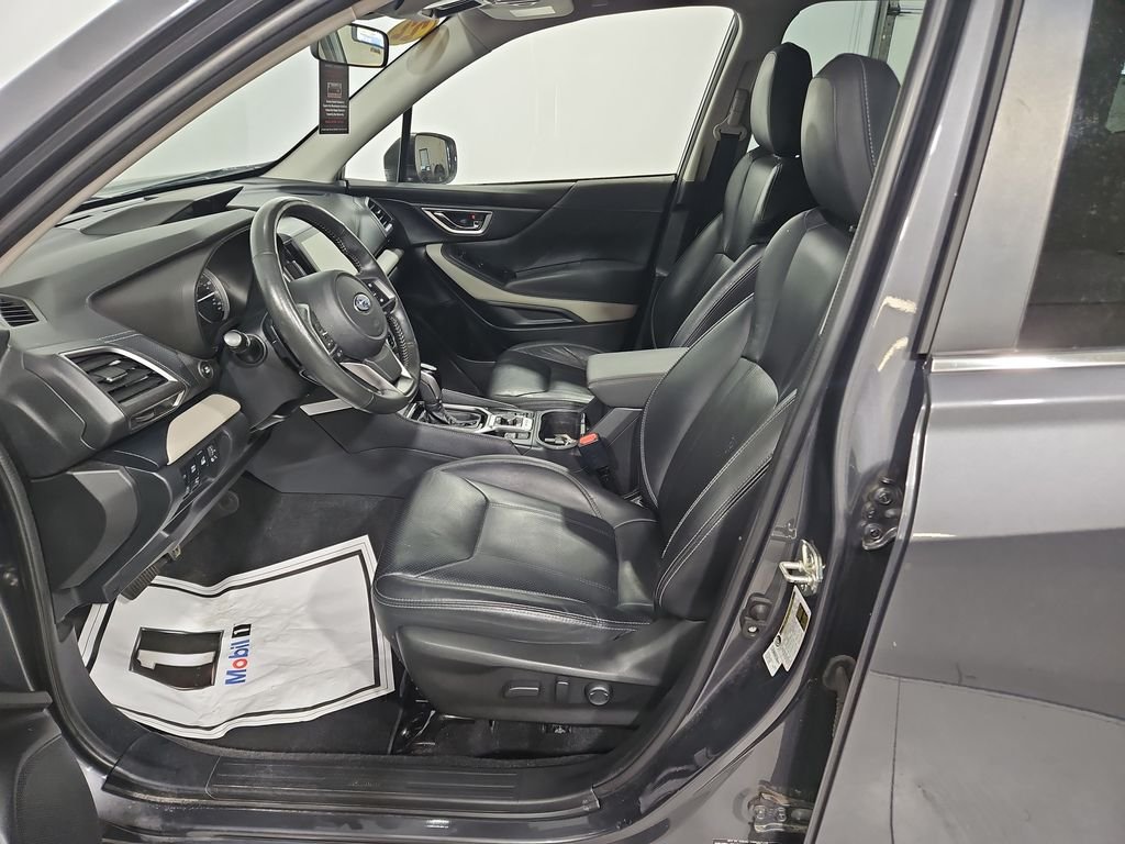 2022 Subaru Forester Limited - Photo 10