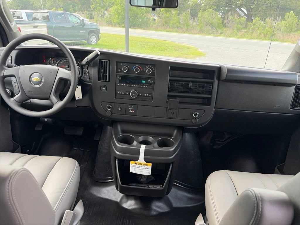 2026 Chevrolet Express Cargo Work Van - Photo 14
