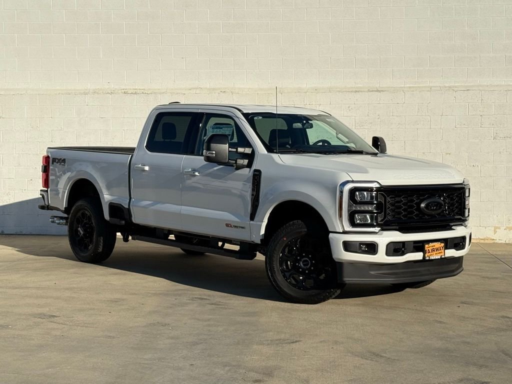 New 2026 Star White Metallic Tri-Coat Ford F-250® Lariat® image 1