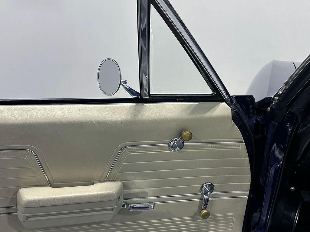 Used 1968 Blue Chevrolet  image 70