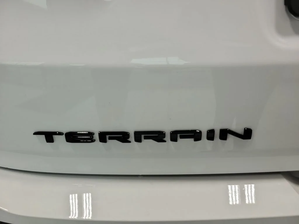 Certified Used 2023 White GMC SLE image 13