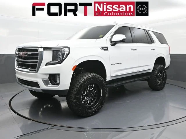 Used 2023 White GMC SLT image 3