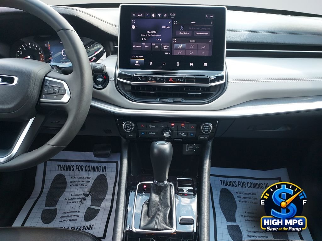 Used 2025 Silver Jeep Limited image 13