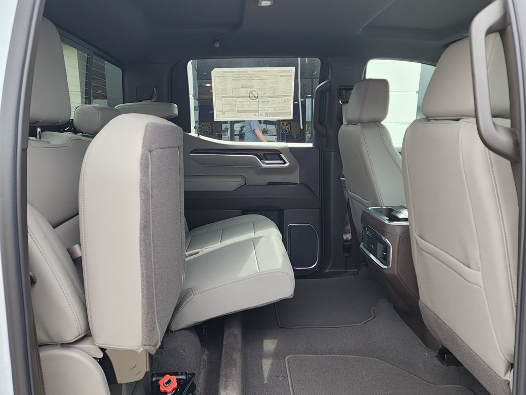 2026 GMC Sierra 1500 SLT - Photo 44