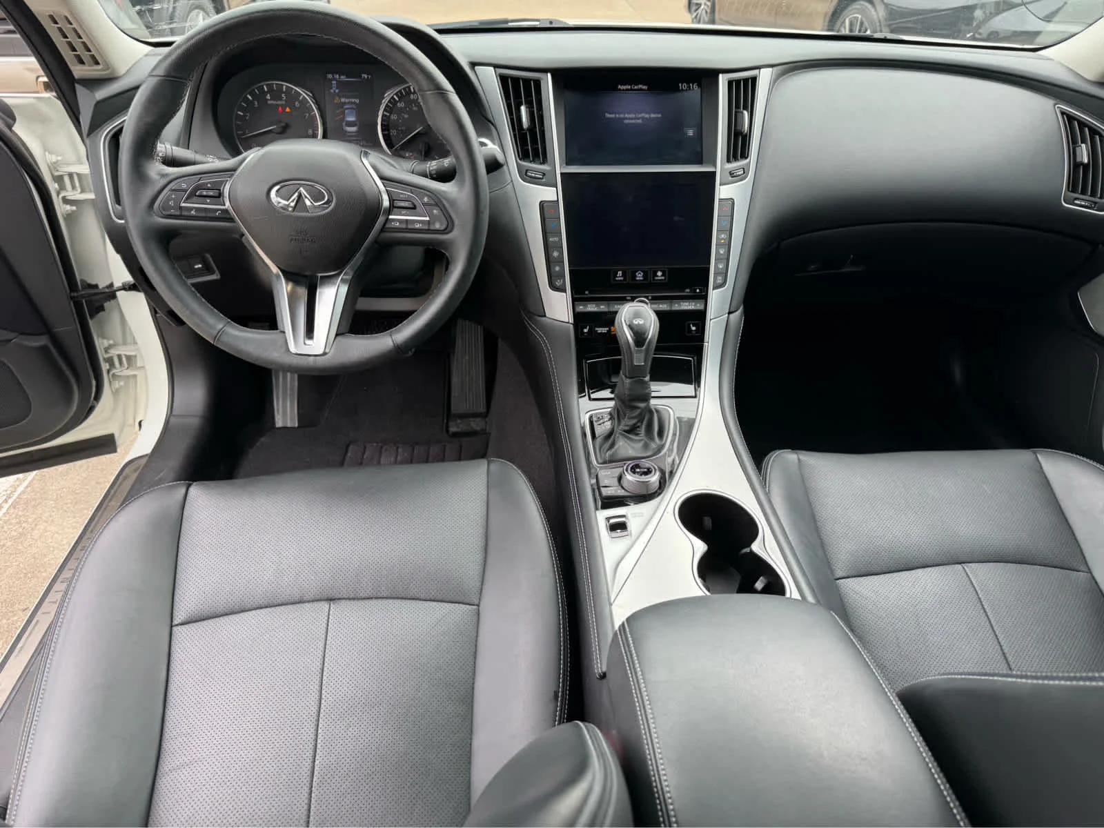 Certified Used 2023 Pure White INFINITI LUXE image 21