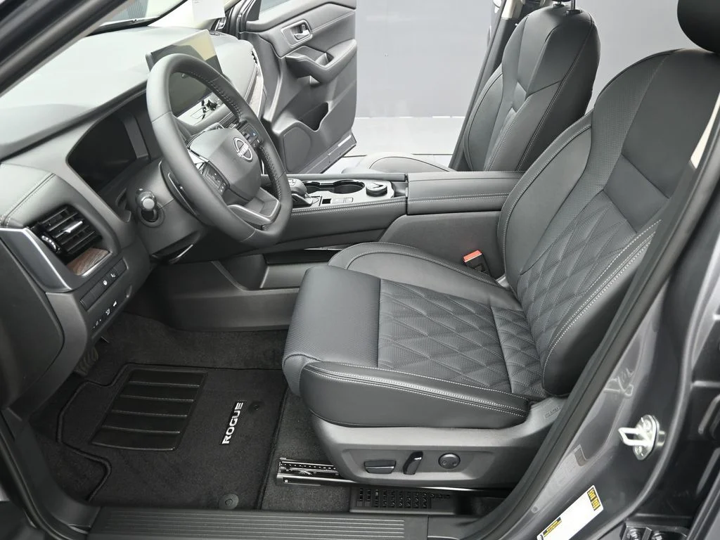 New 2026 Gray Nissan Platinum image 11