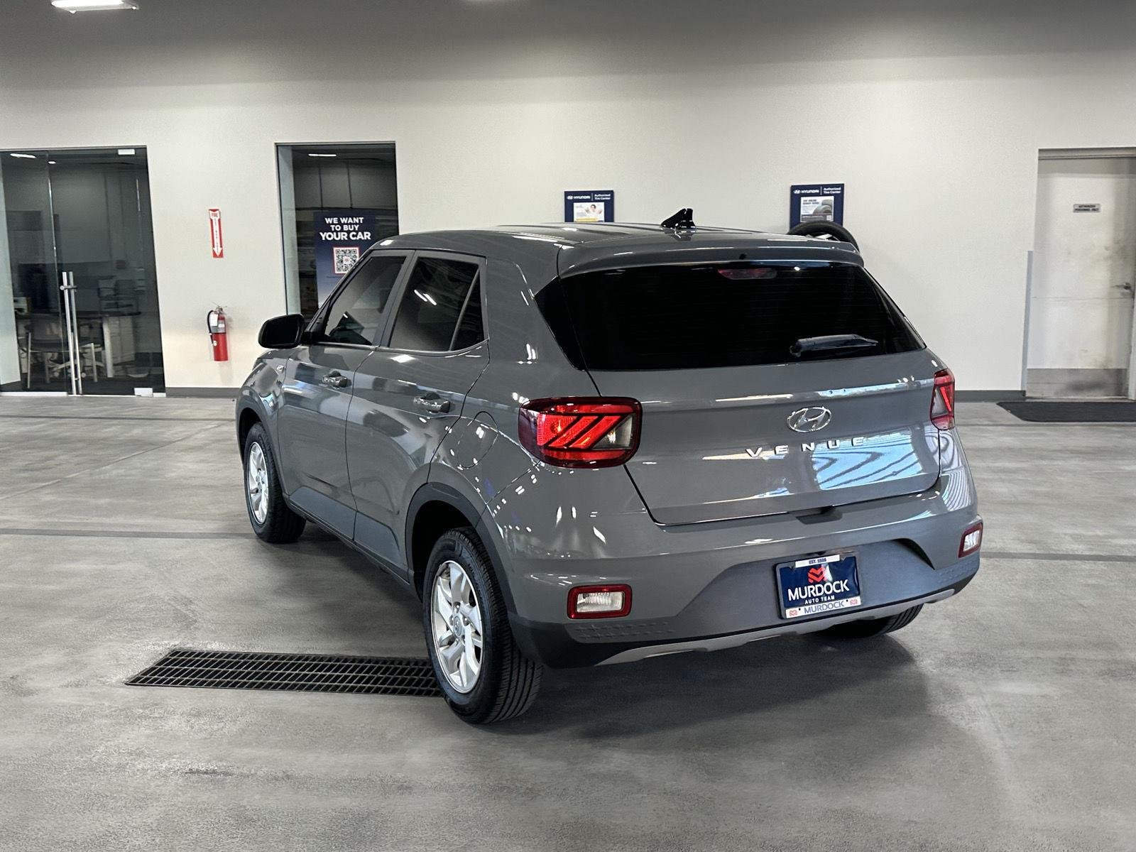 Certified Used 2022 Galactic Gray Hyundai SE image 9