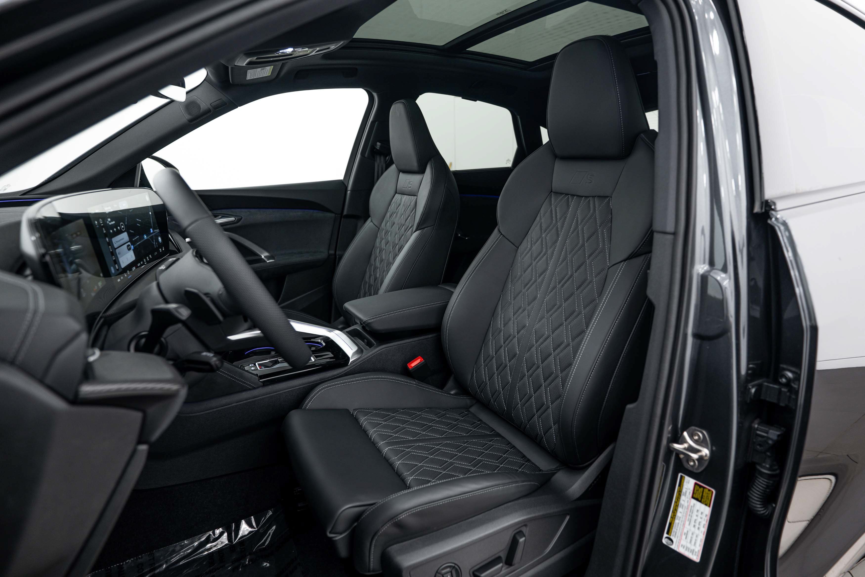 New 2026 Daytona Gray Audi Premium Plus image 17