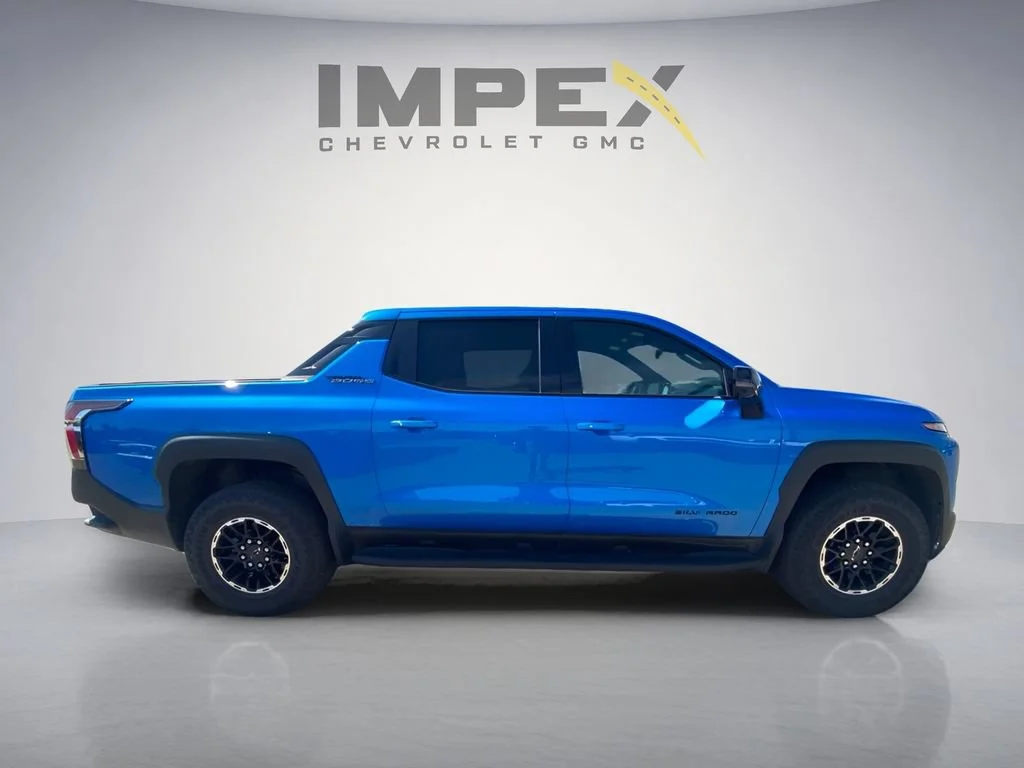 Used 2026 Riptide Blue Metallic Chevrolet Trail Boss - Max Range image 6