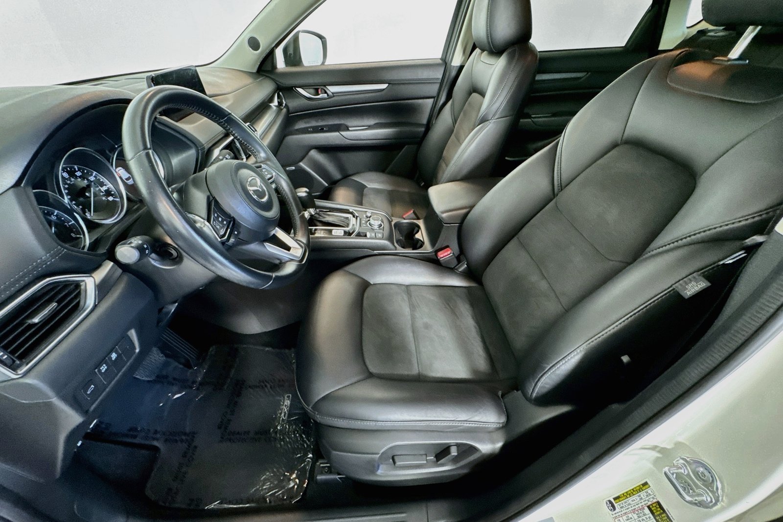 Used 2019 Snowflake White Pearl Mica Mazda Touring image 19