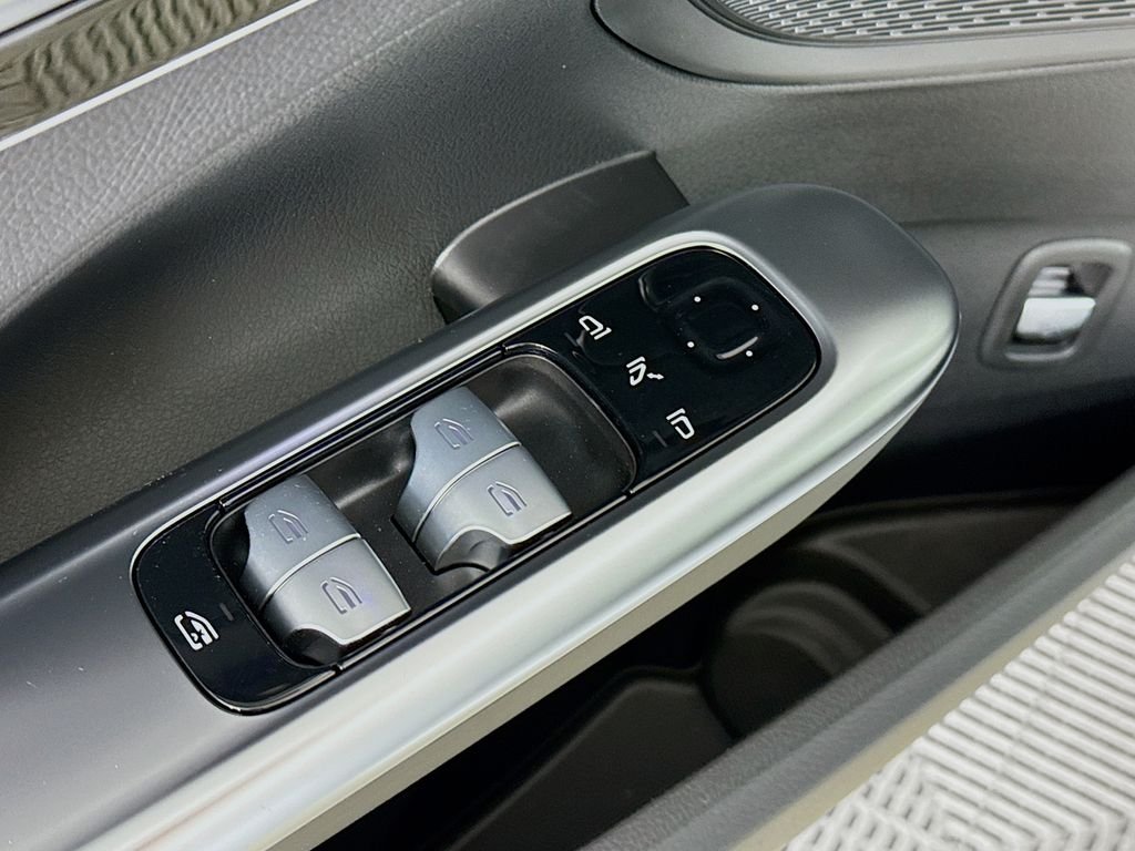 New 2026 Cirrus Silver Metallic Mercedes-Benz C 300 image 17