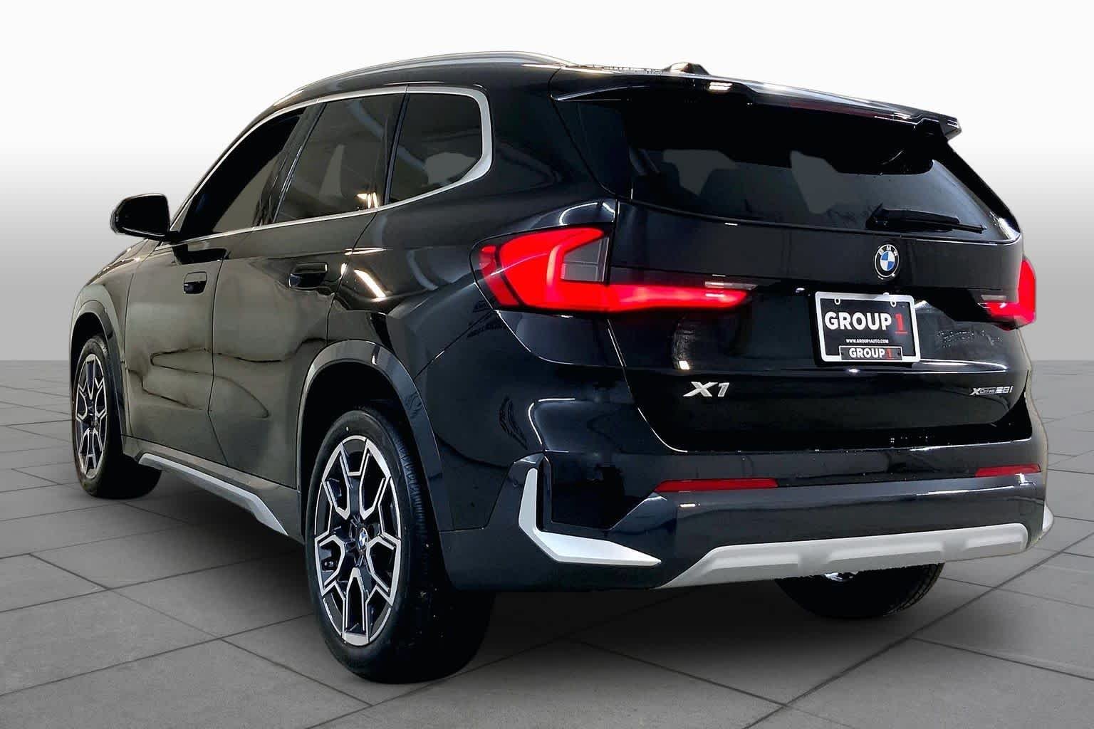 New 2026 Jet Black BMW xDrive28i image 12