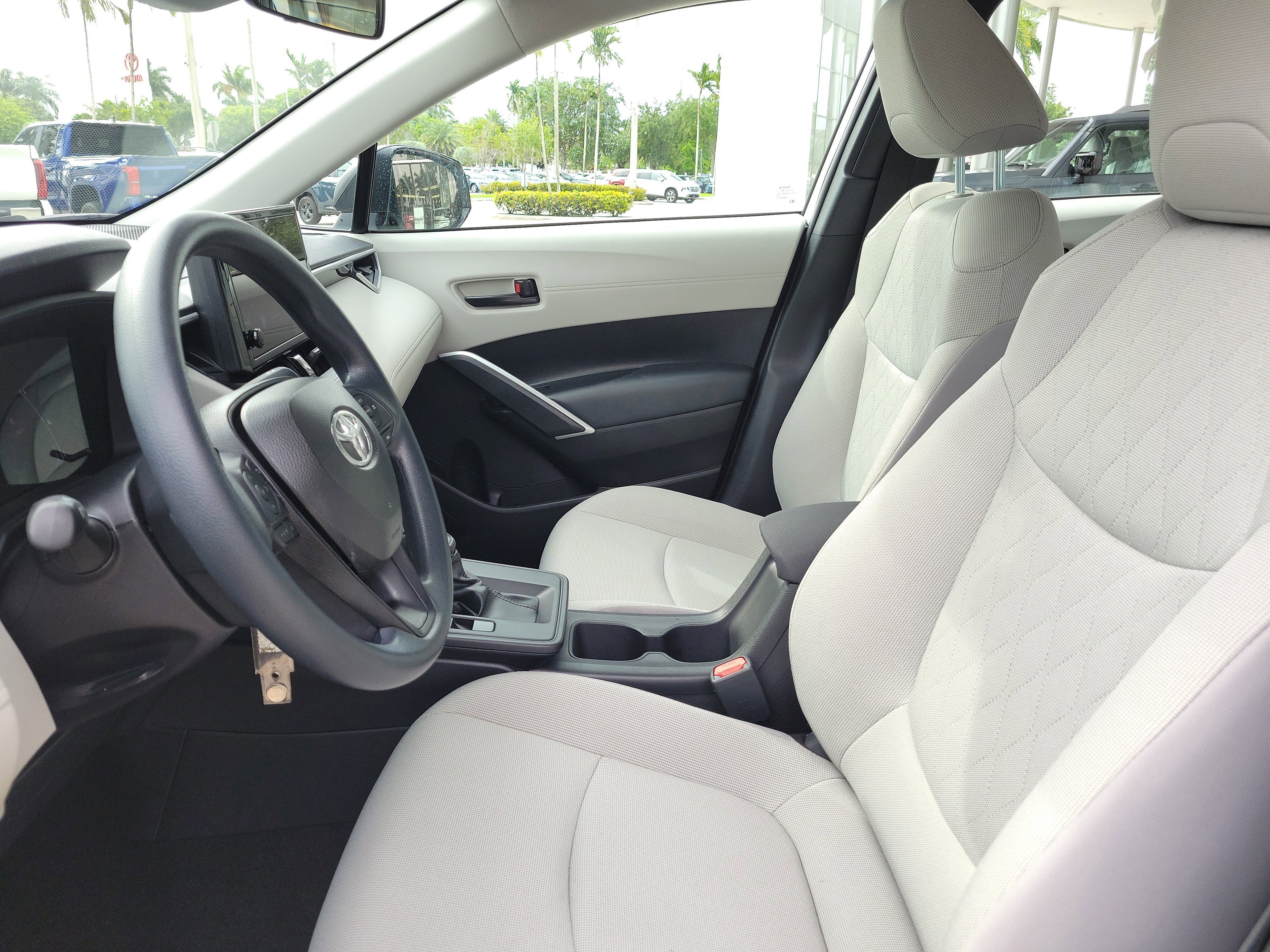 Used 2026 Pearl Toyota L image 23