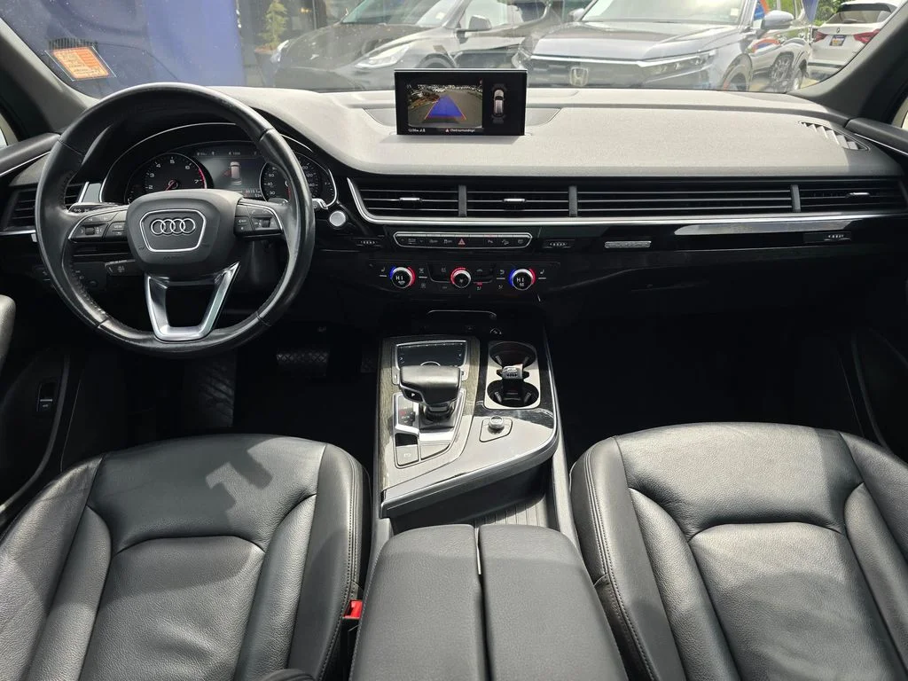 Used 2019 Silver Audi 55 Premium image 26