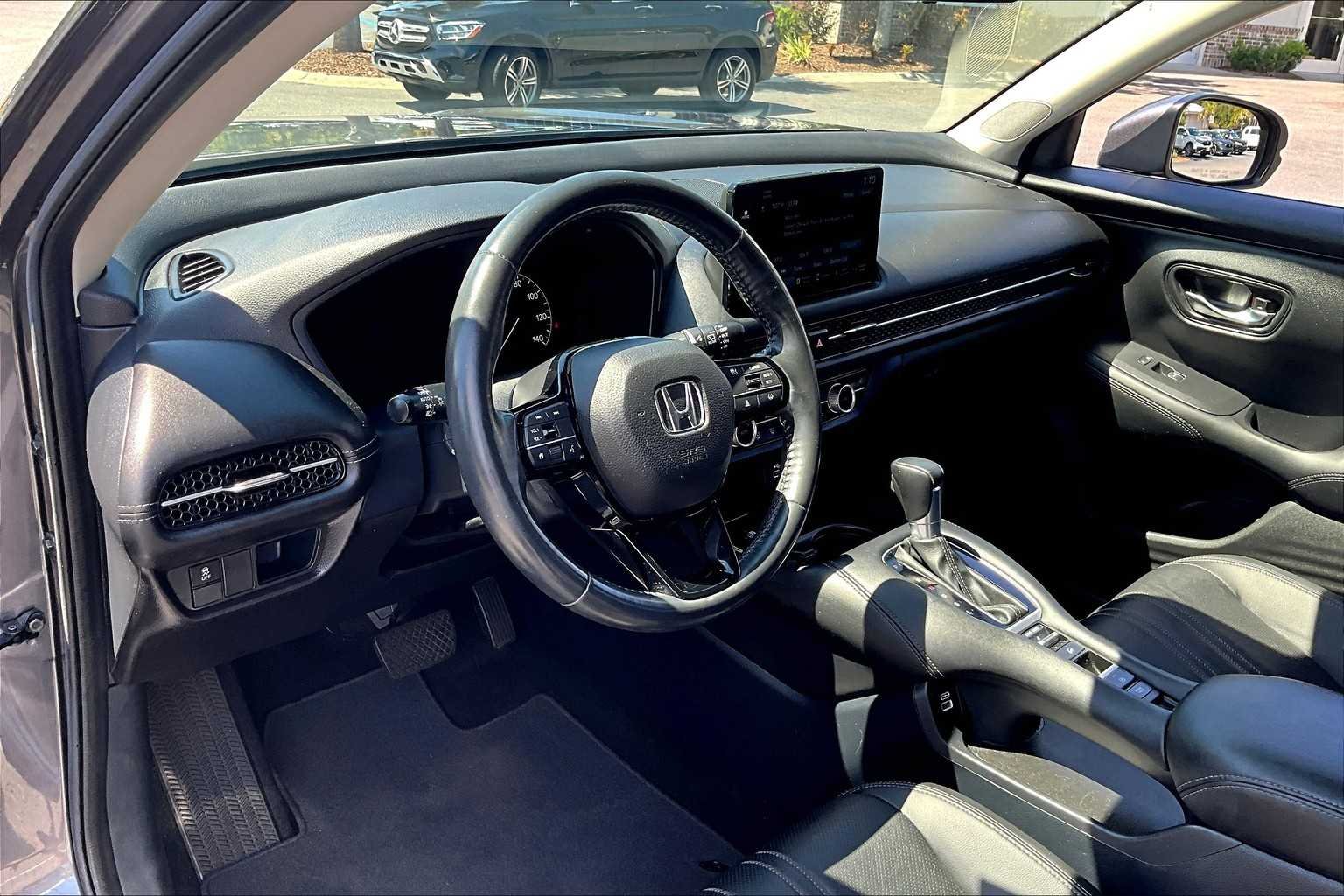 Certified Used 2023 Modern Steel Metallic Honda EX-L image 19
