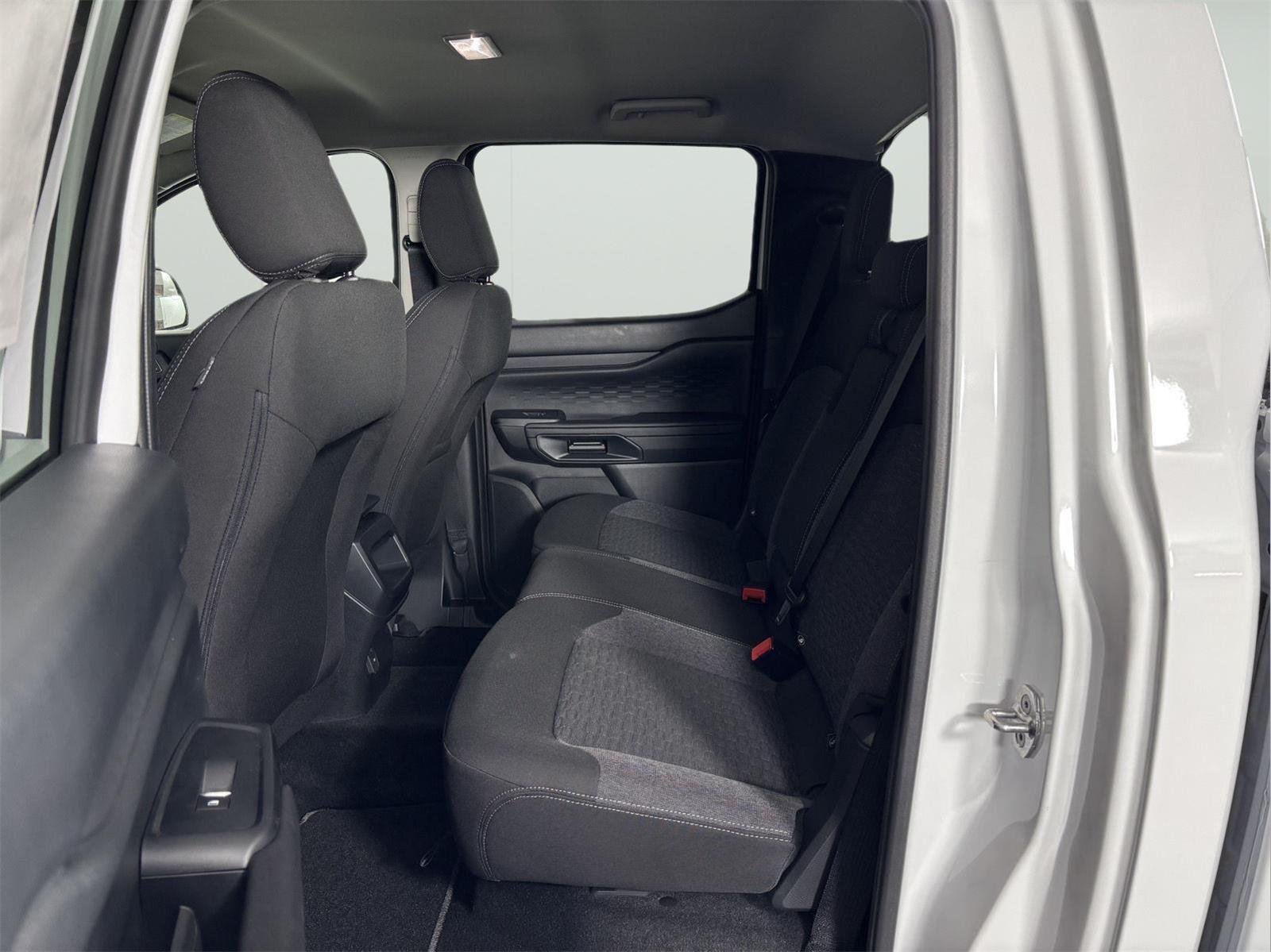 Used 2026 Oxford White Ford XL image 15