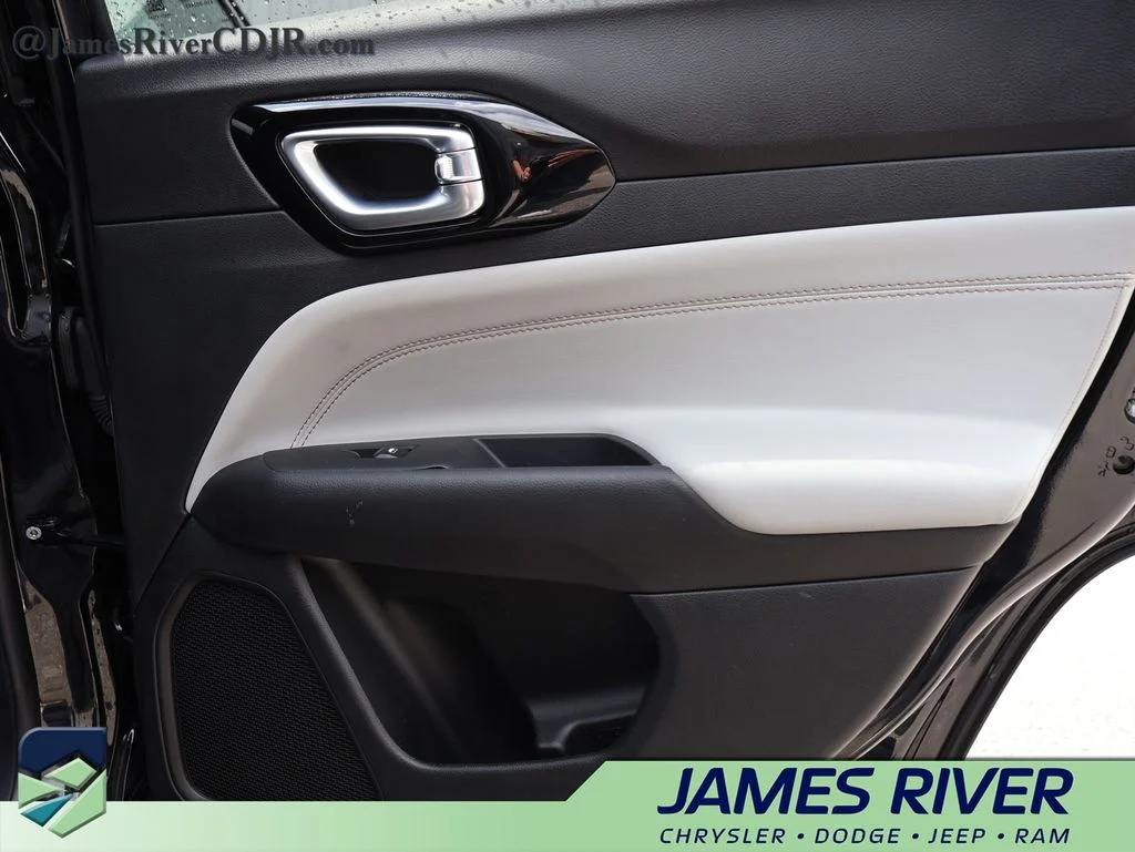 Used 2025 Black Jeep Limited image 11