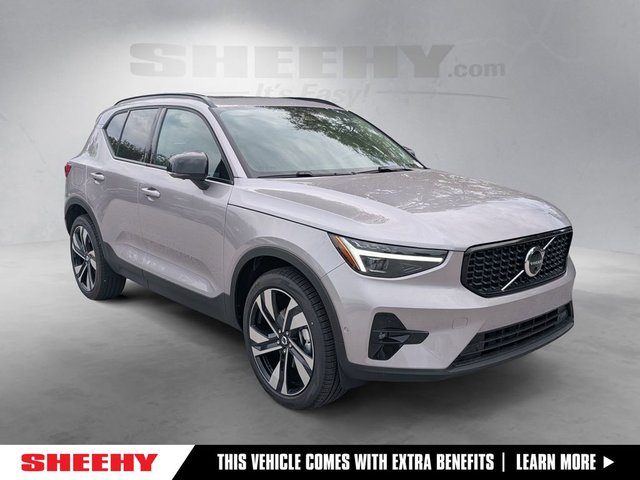 2026 Volvo XC40 B5 Plus