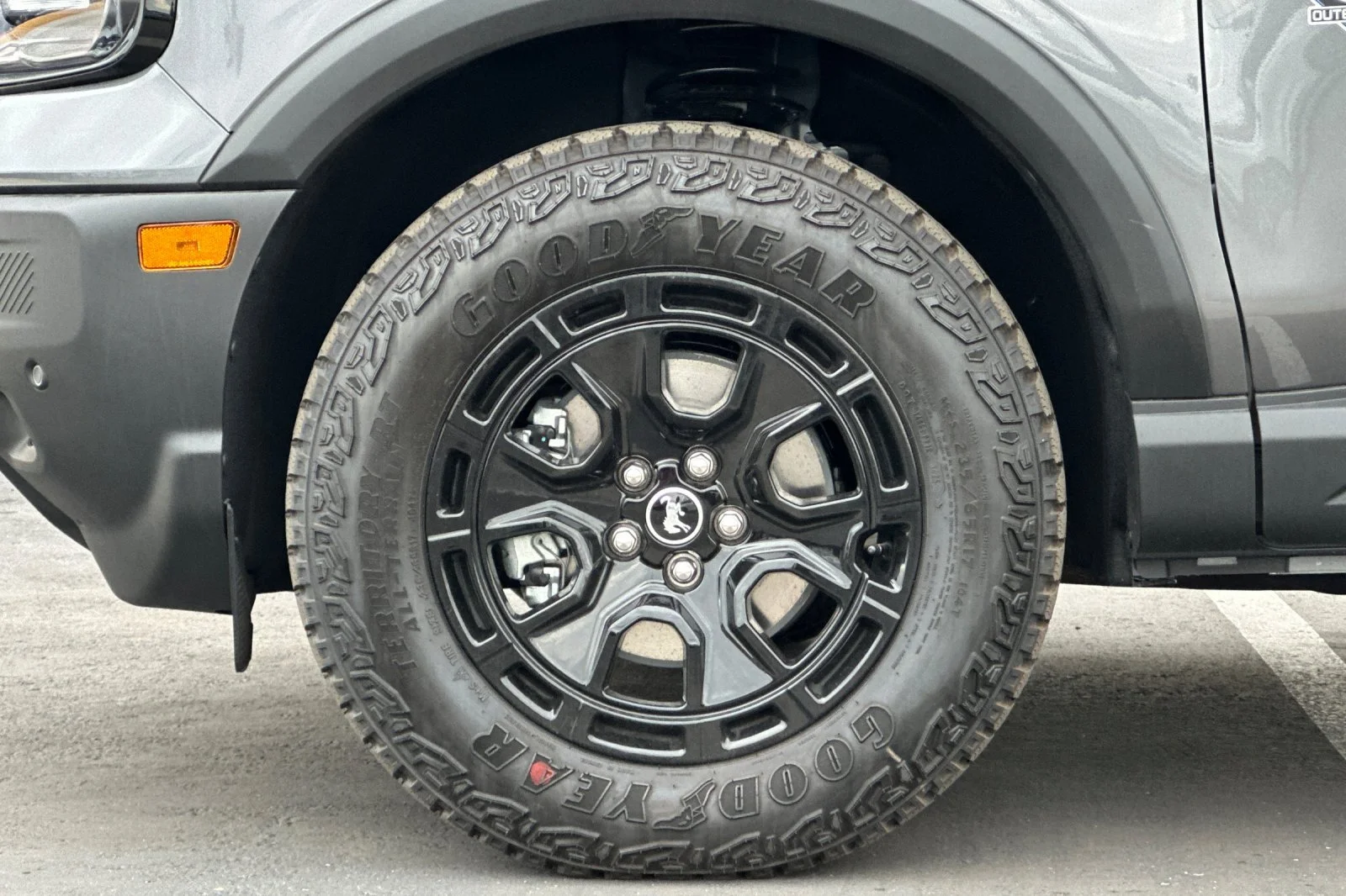 New 2025 Carbonized Gray Metallic Ford Outer Banks® image 25