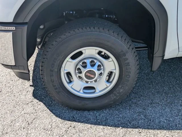 New 2025 Summit White GMC Pro image 10
