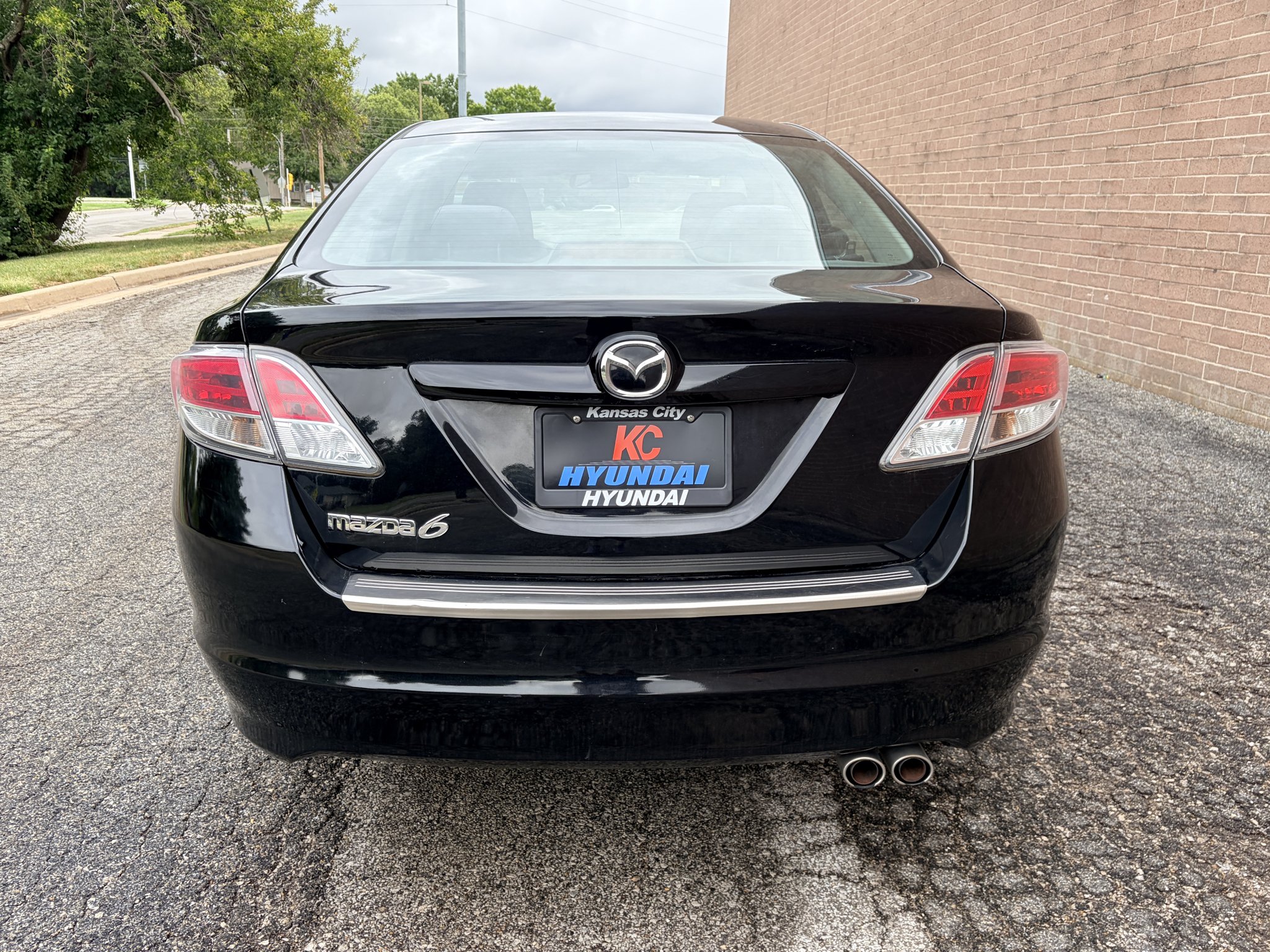 Used 2013 Ebony Black Mazda i Touring image 3