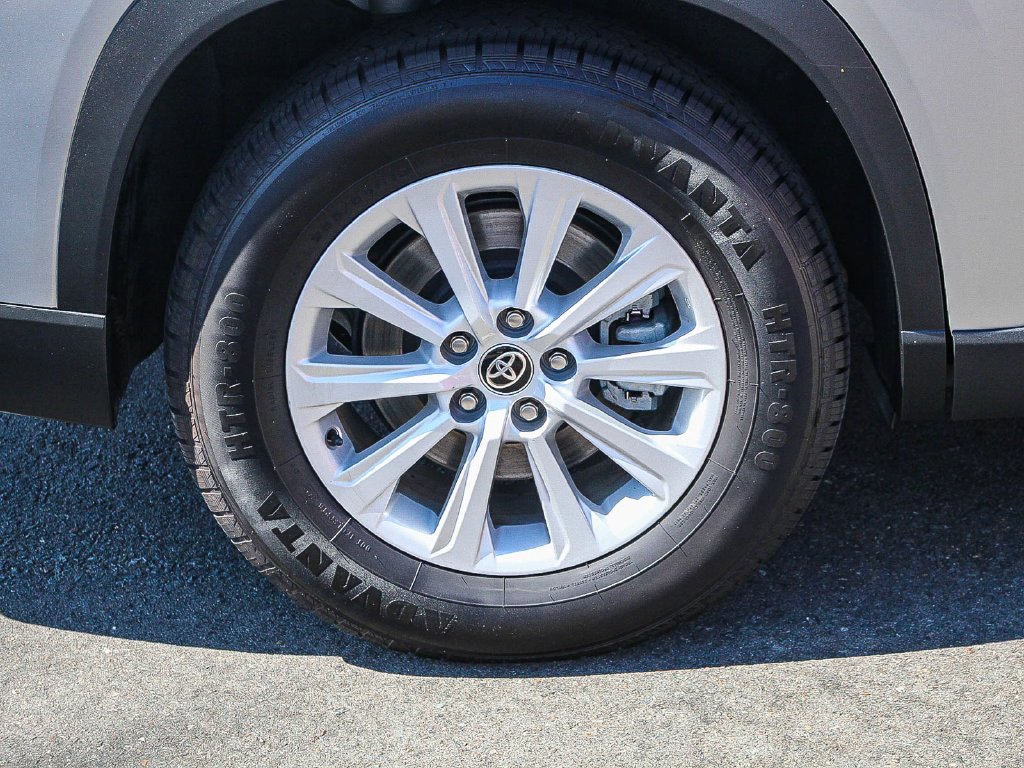 Used 2024 Silver Toyota XLE image 11