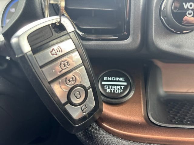 Used 2022 Red Ford Outer Banks image 22