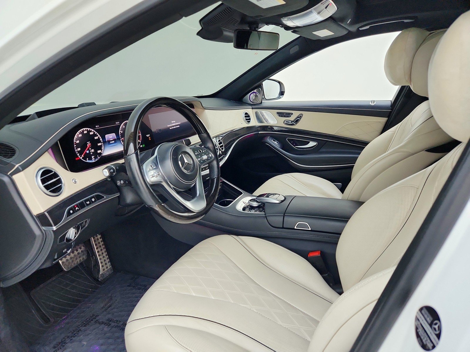 Used 2018 designo Diamond White Mercedes-Benz S 560 image 16
