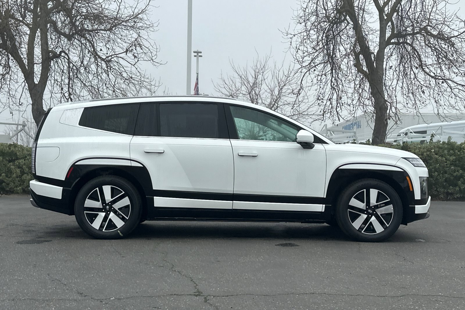 New 2026 Snow White Pearl Hyundai SEL image 33