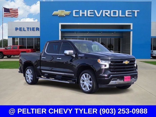 Pre-Owned 2022 Chevrolet Silverado 1500 High Country