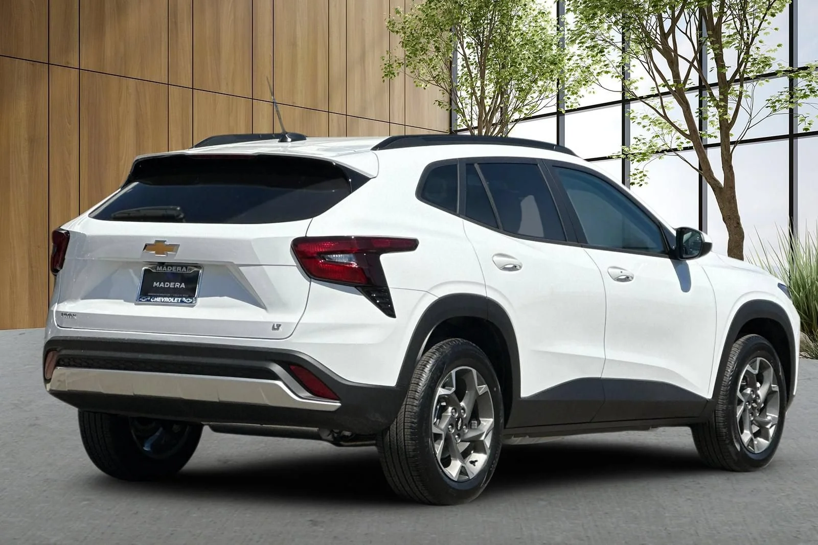 New 2026 Summit White Chevrolet LT image 4