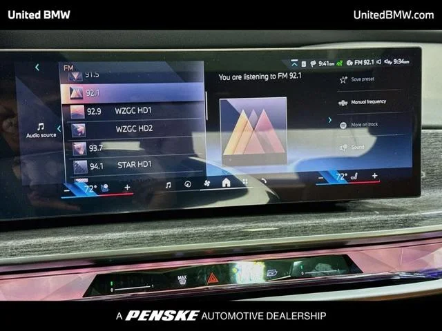 New 2026 Dravit Grey Metallic BMW 750e image 10