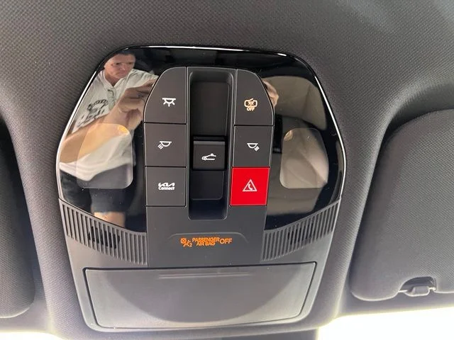New 2027 White Kia EX image 27