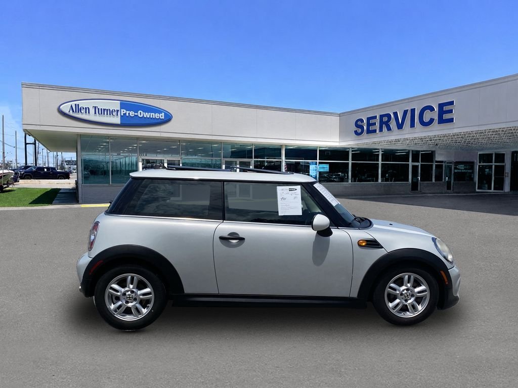 Used 2013 White Silver MINI Base image 9