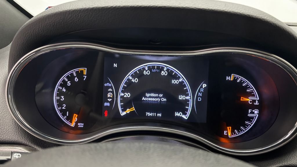 Used 2018 White Jeep Limited image 19