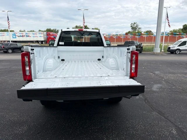 New 2027 Oxford White Ford XL image 20