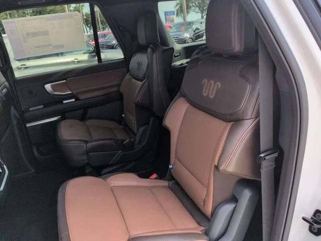 New 2027 Star White Metallic Tri-Coat Ford MAX King Ranch® image 14