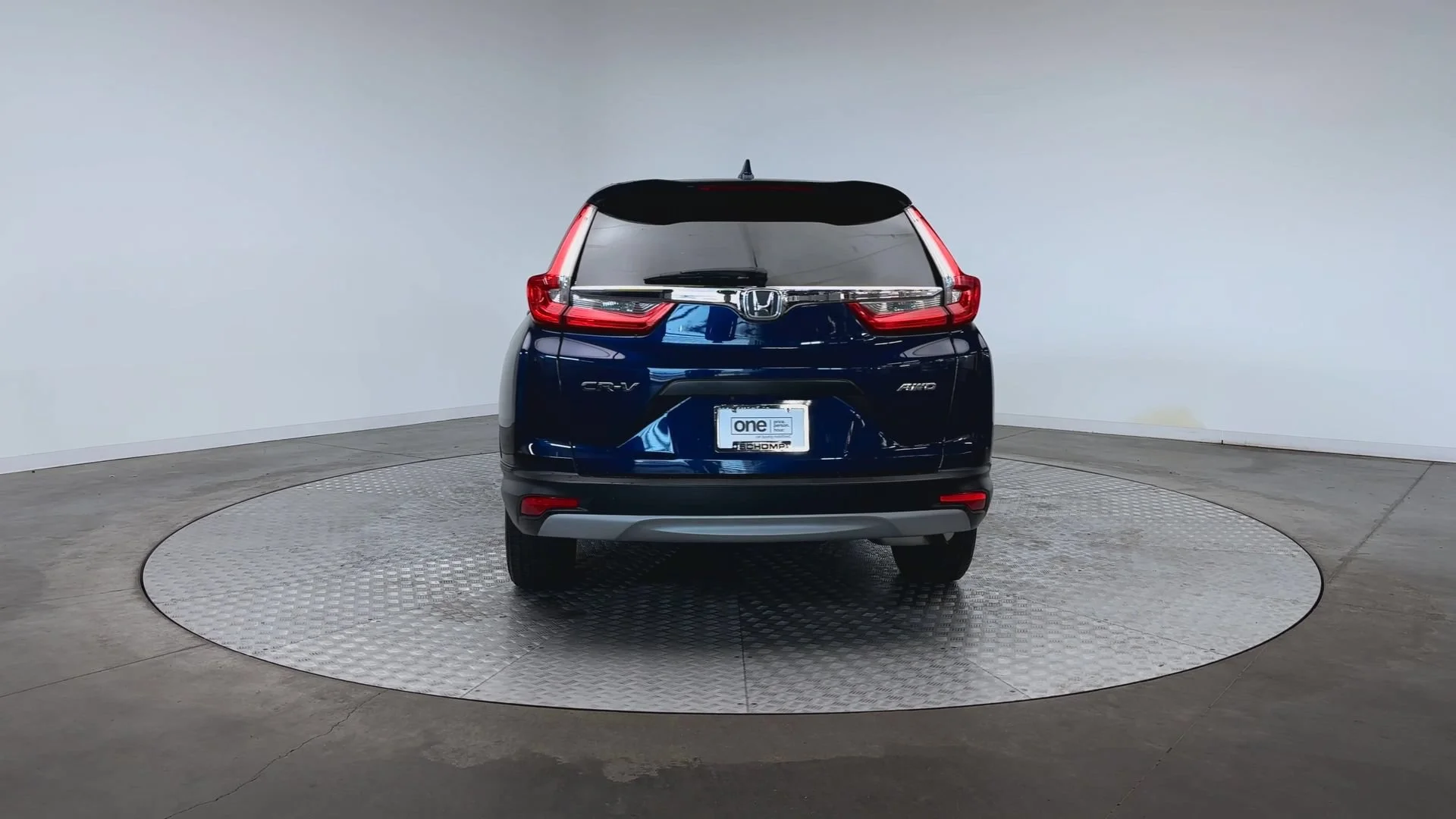 Used 2018 Obsidian Blue Pearl Honda LX image 7