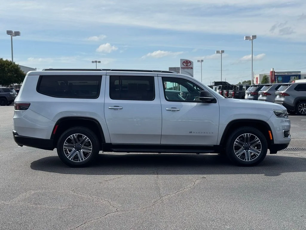 Used 2024 Silver Jeep Series II image 7
