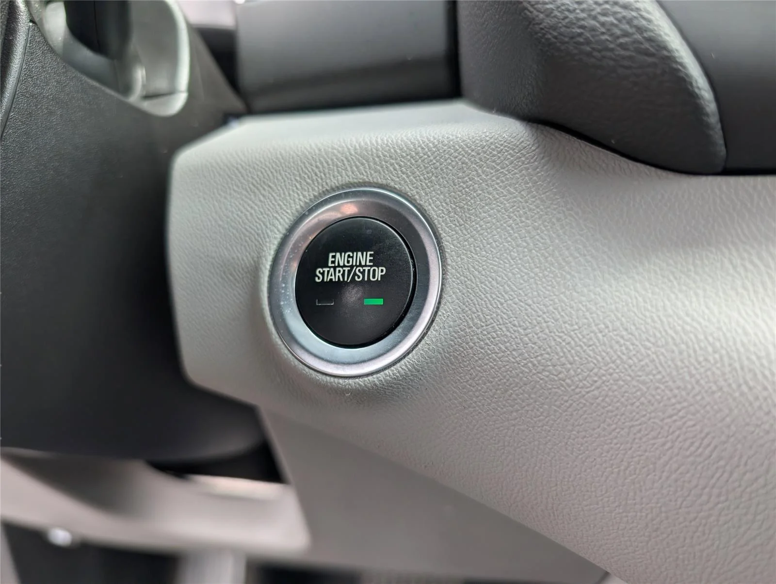 Used 2024 Summit White GMC SLE image 15