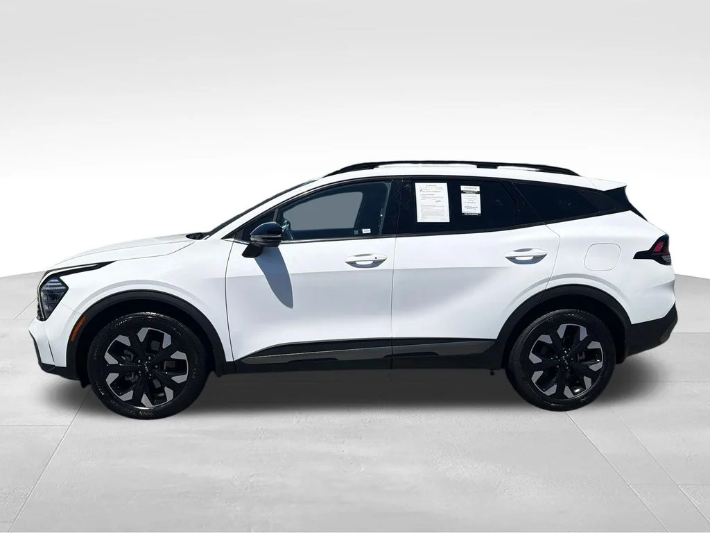 Used 2024 White Kia X-Line image 3