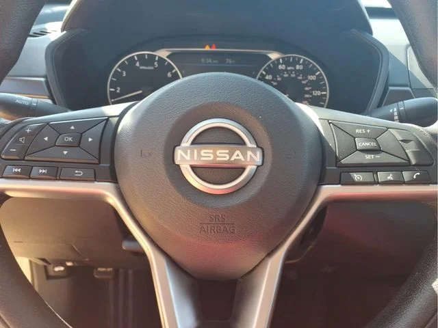 Used 2024 Silver Nissan 2.5 SV image 14