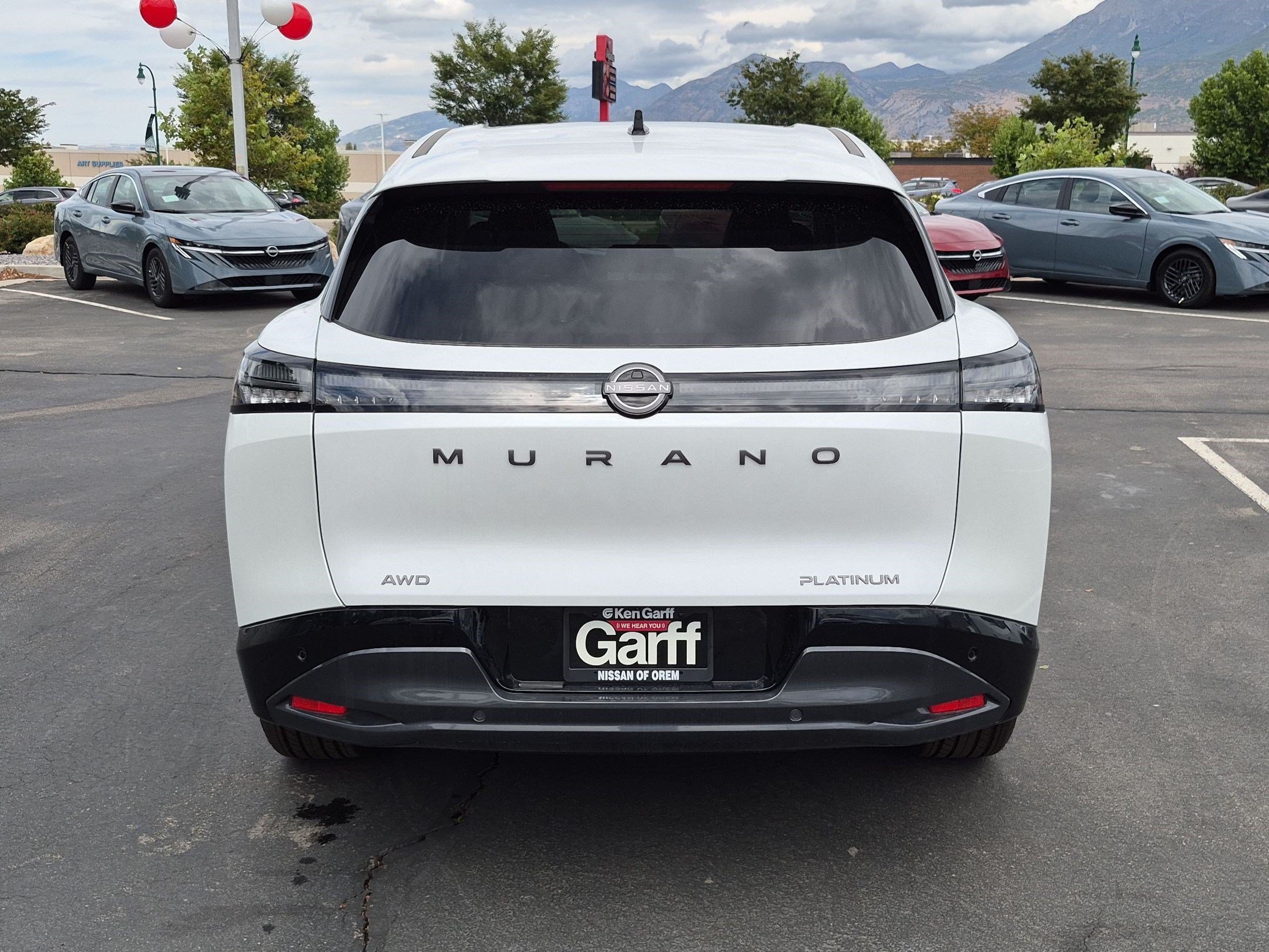 New 2026 Everest White Pearl TriCoat Nissan Platinum image 4