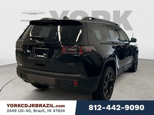 New 2026 Diamond Black Crystal Pearl-Coat Exterior Paint Jeep Overland image 5