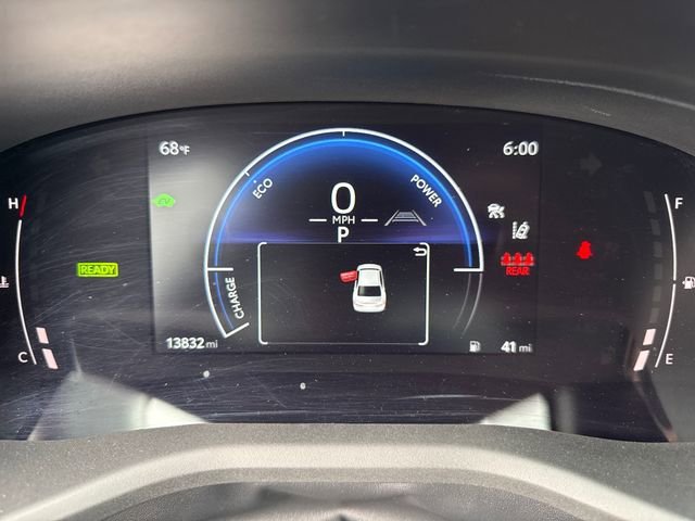 2025 Toyota Camry LE - Photo 15