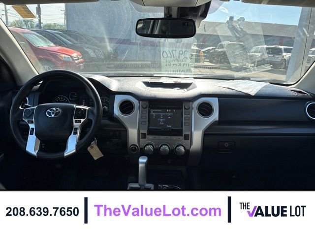 Used 2018 Gray Toyota SR5 image 14
