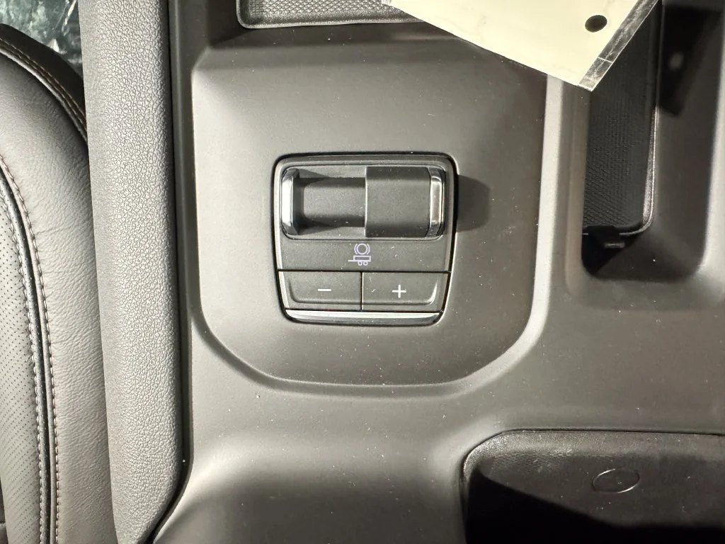 2026 GMC Sierra 3500HD AT4 - Photo 17